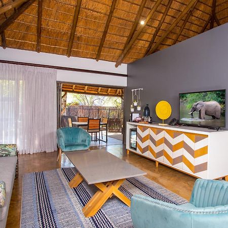 Ivory Tree Game Lodge ピラネスバーグ エクステリア 写真