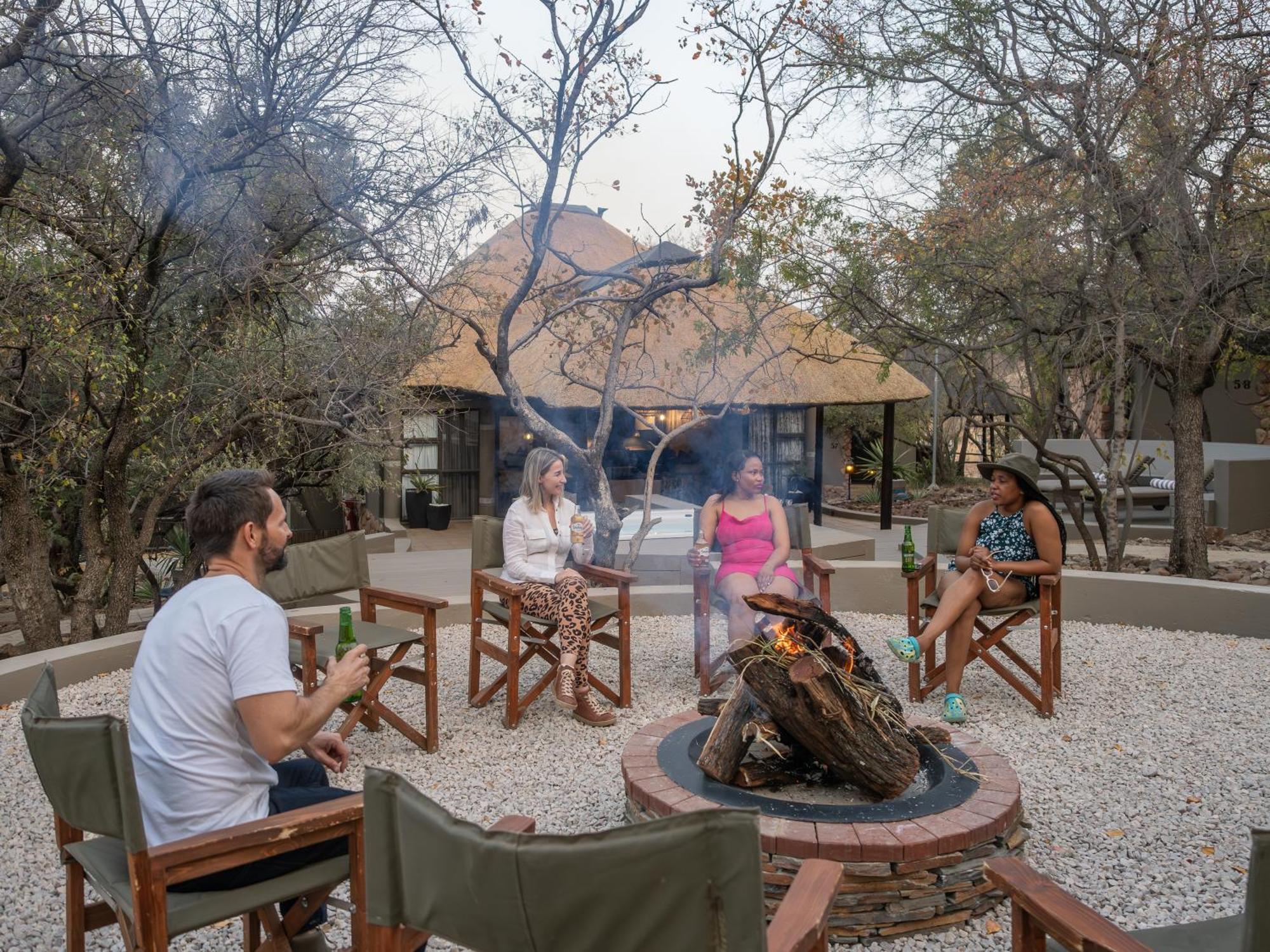 Ivory Tree Game Lodge ピラネスバーグ エクステリア 写真