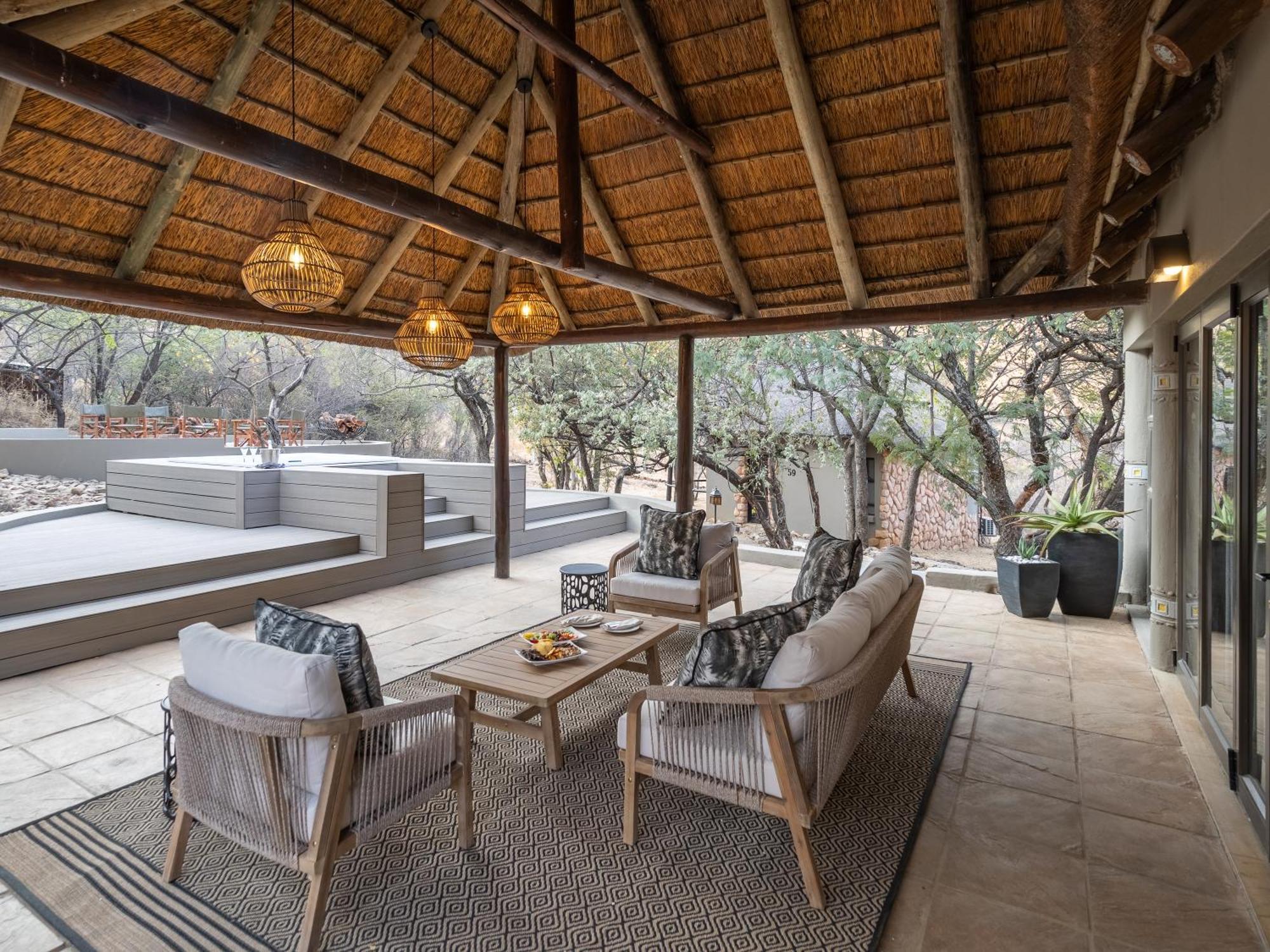 Ivory Tree Game Lodge ピラネスバーグ エクステリア 写真