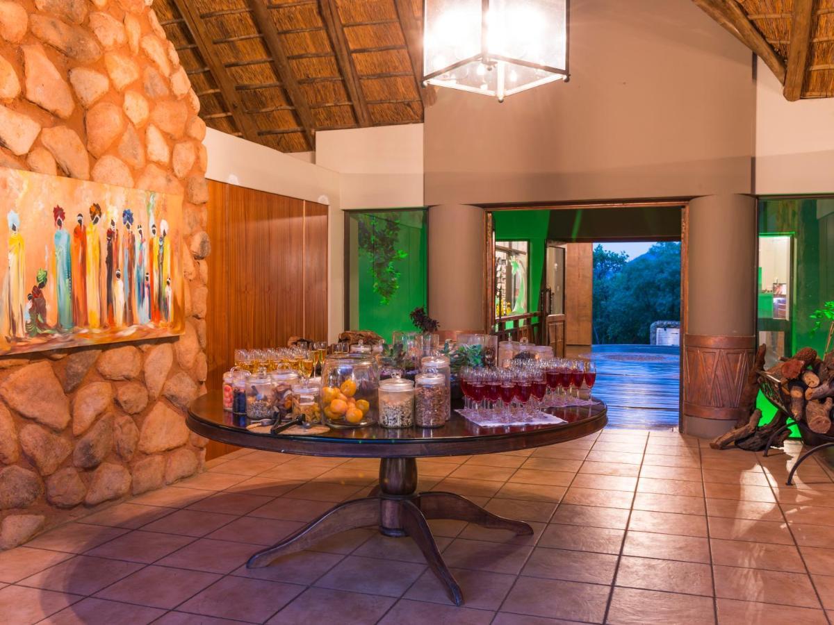 Ivory Tree Game Lodge ピラネスバーグ エクステリア 写真