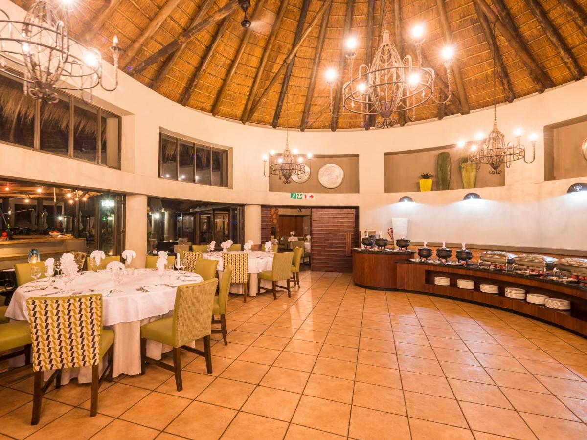 Ivory Tree Game Lodge ピラネスバーグ エクステリア 写真