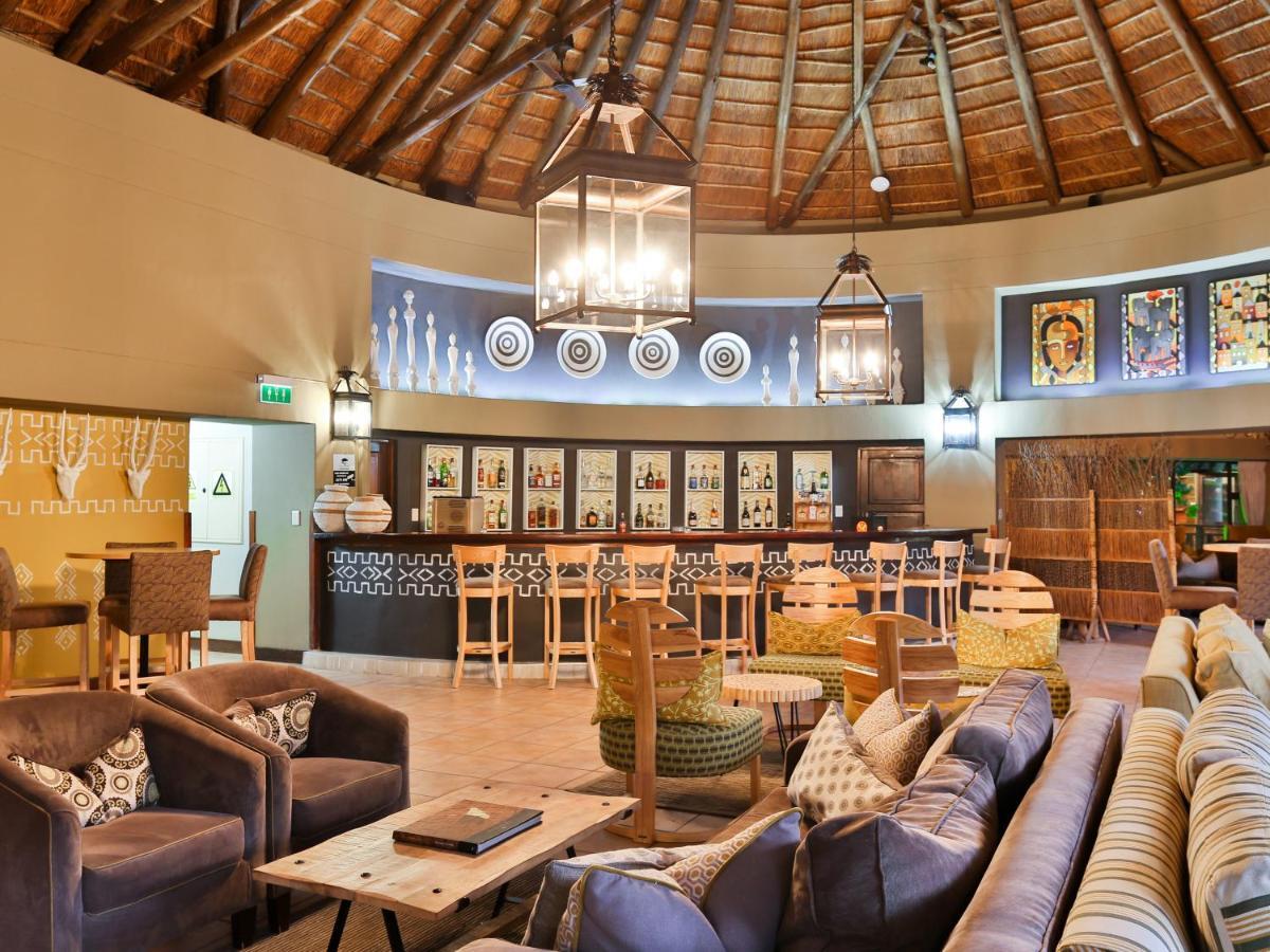 Ivory Tree Game Lodge ピラネスバーグ エクステリア 写真