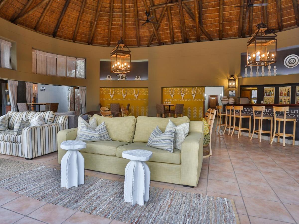 Ivory Tree Game Lodge ピラネスバーグ エクステリア 写真